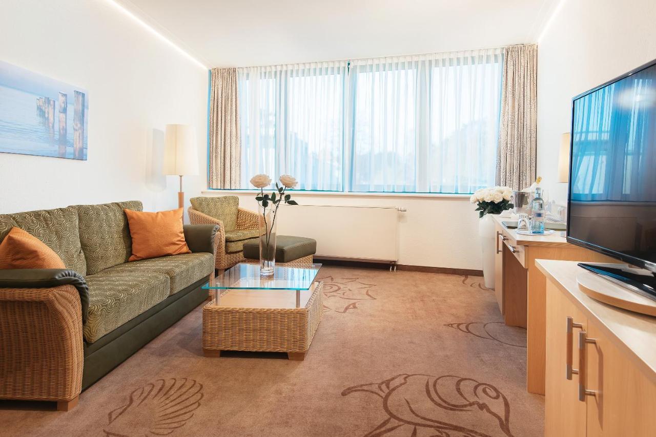 Parkhotel IV Jahreszeiten Кюлунгсборн Екстер'єр фото