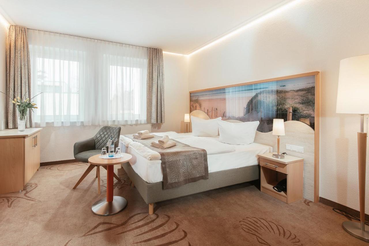 Parkhotel IV Jahreszeiten Кюлунгсборн Екстер'єр фото