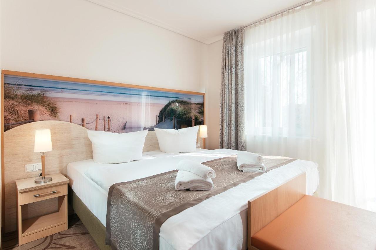 Parkhotel IV Jahreszeiten Кюлунгсборн Екстер'єр фото