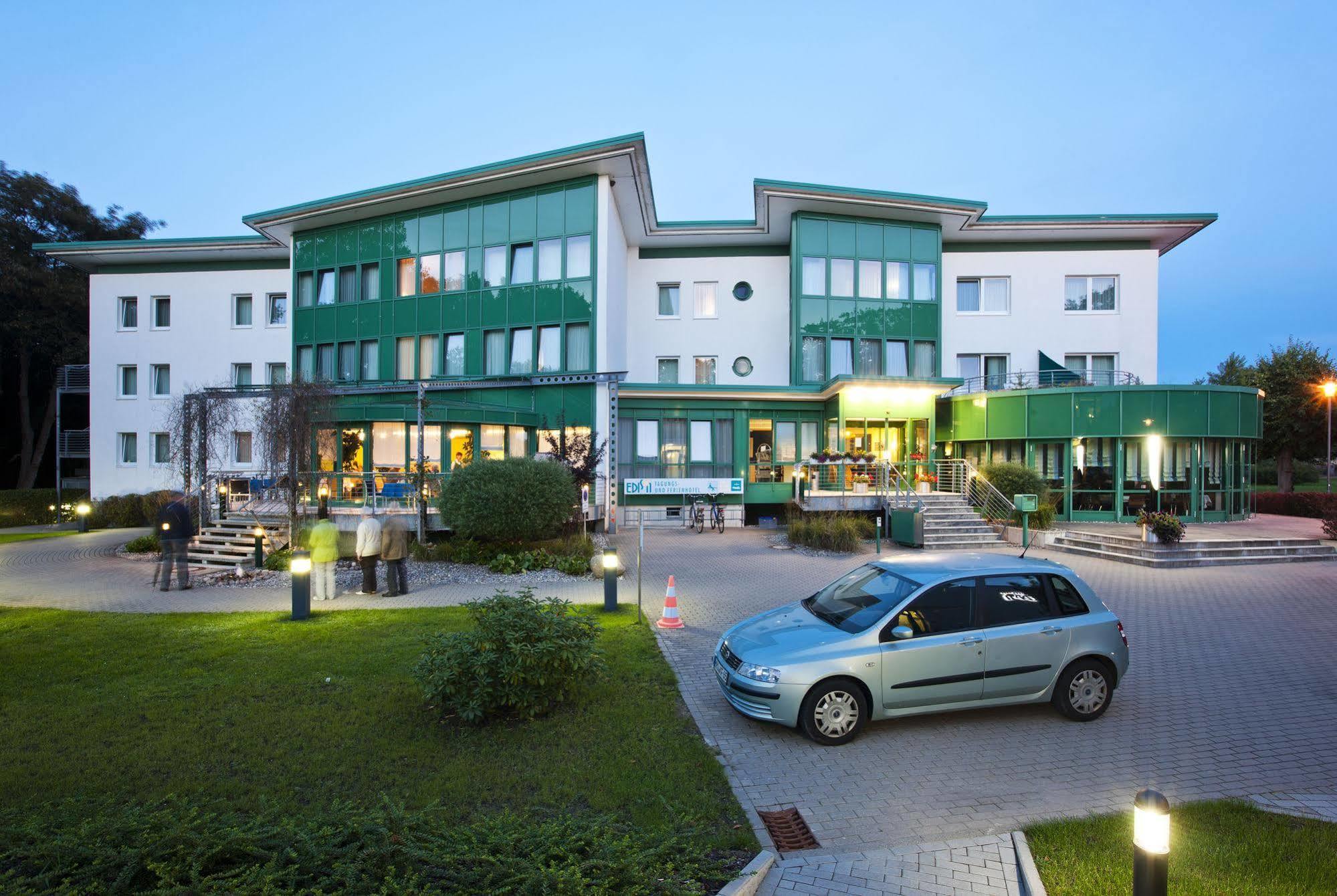 Parkhotel IV Jahreszeiten Кюлунгсборн Екстер'єр фото