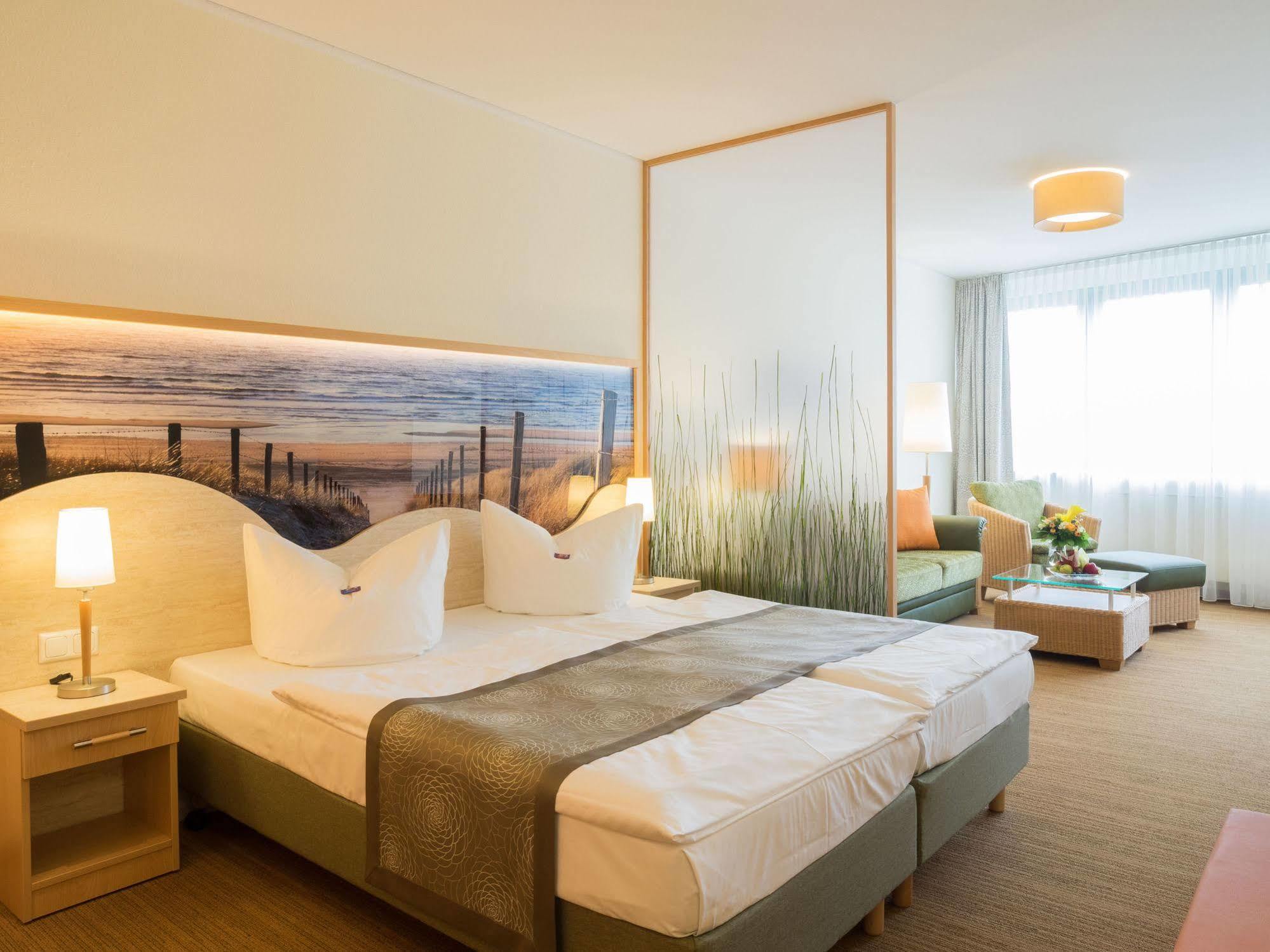Parkhotel IV Jahreszeiten Кюлунгсборн Екстер'єр фото