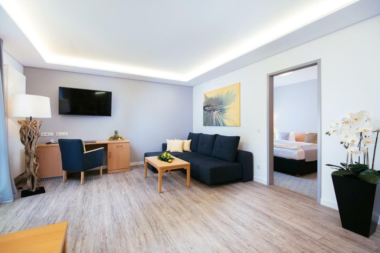 Parkhotel IV Jahreszeiten Кюлунгсборн Екстер'єр фото